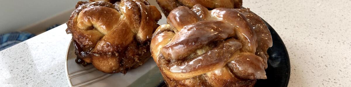 cinnamon knots